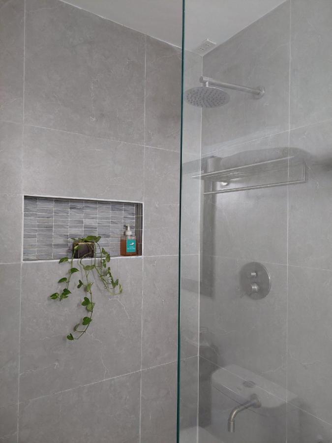 ג'נרל לונה Sea Green Boutique Rooms מראה חיצוני תמונה